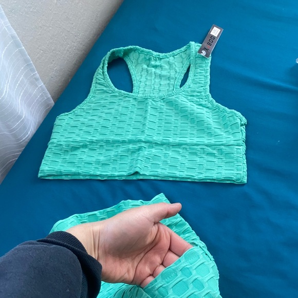 Workout Set | Workout Clothes | Gym Clothes - Picture 3 of 3